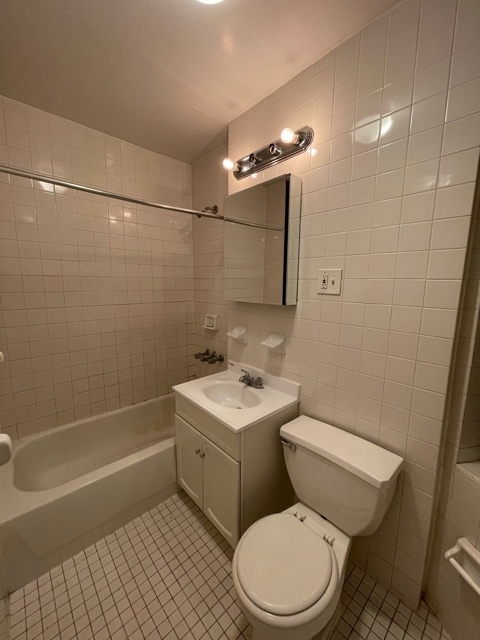 222 East 87th Street - Photo 2