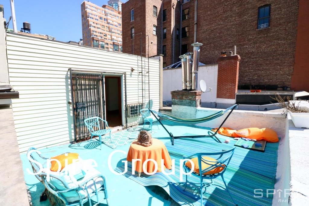 243 West 71st Street - Photo 15