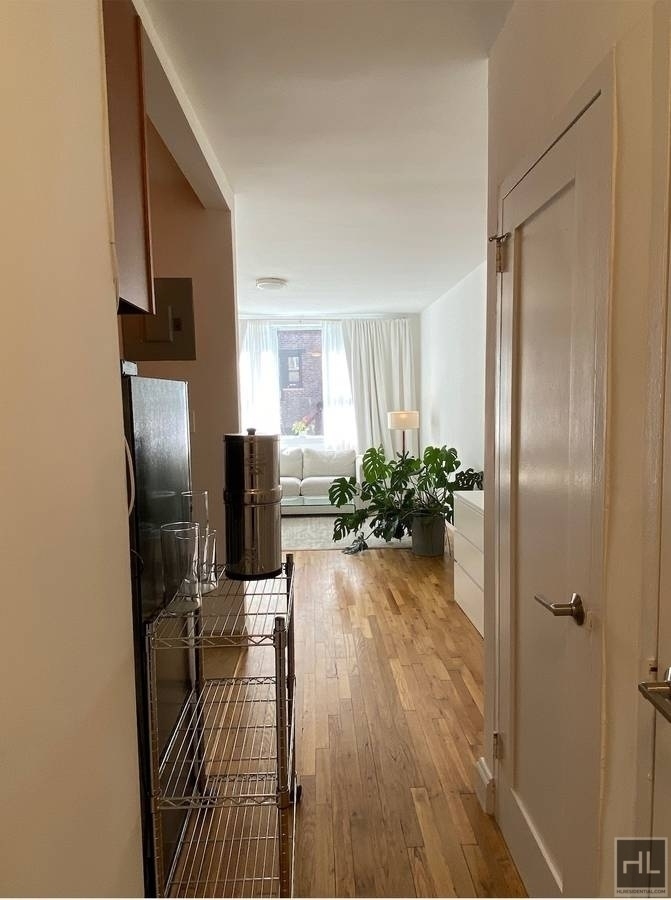 204 West 14 Street - Photo 8