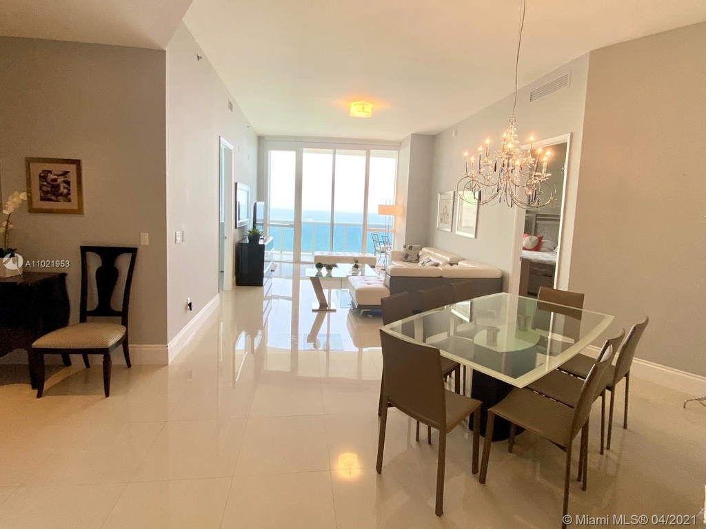 16001 Collins Ave - Photo 6