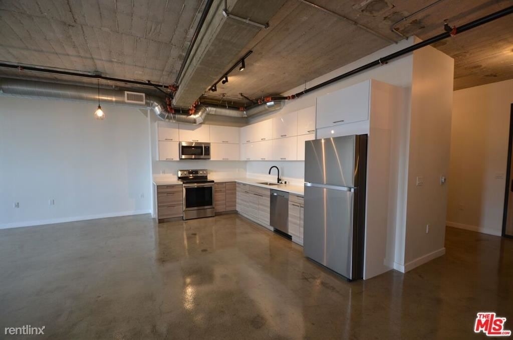 691 Mill St Apt 310 # # - Photo 0