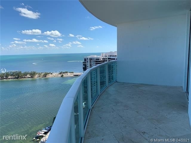 2101 Brickell Ave Apt 3205 - Photo 1