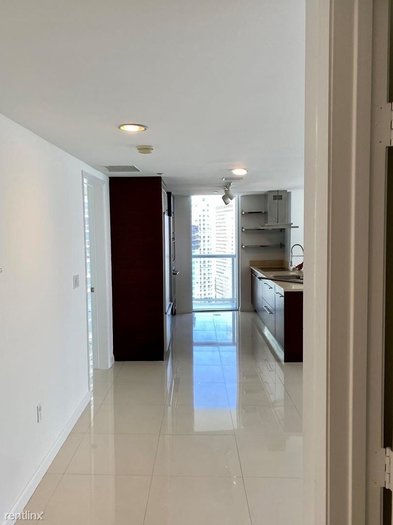 495 Brickell Ave Apt 3602 - Photo 5