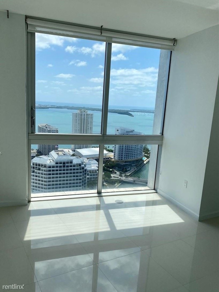 495 Brickell Ave Apt 3602 - Photo 10