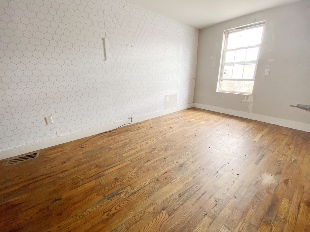 1218 Bushwick Ave - Photo 1