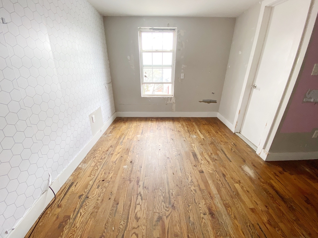 1218 Bushwick Ave - Photo 3