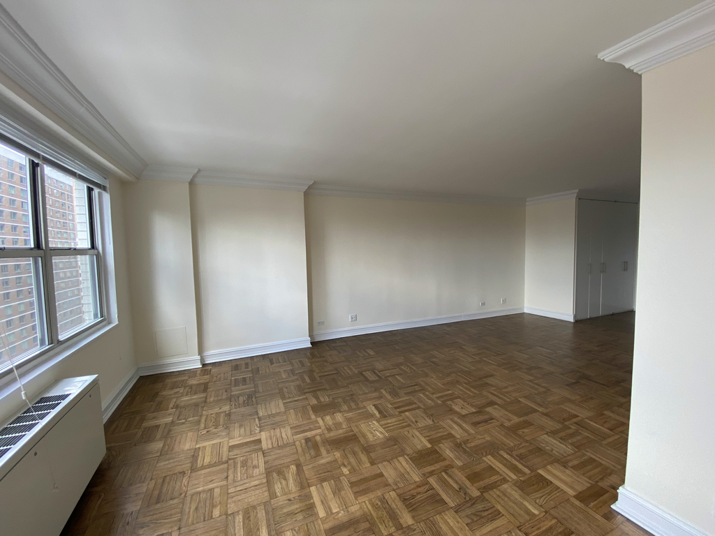 888 8th Avenue - Photo 5