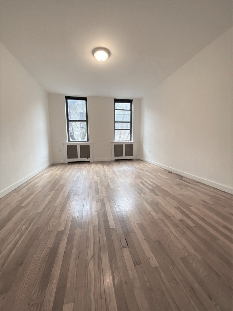 302 East 38th Street - Photo 0