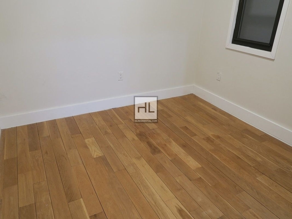 751 Dekalb Avenue - Photo 4