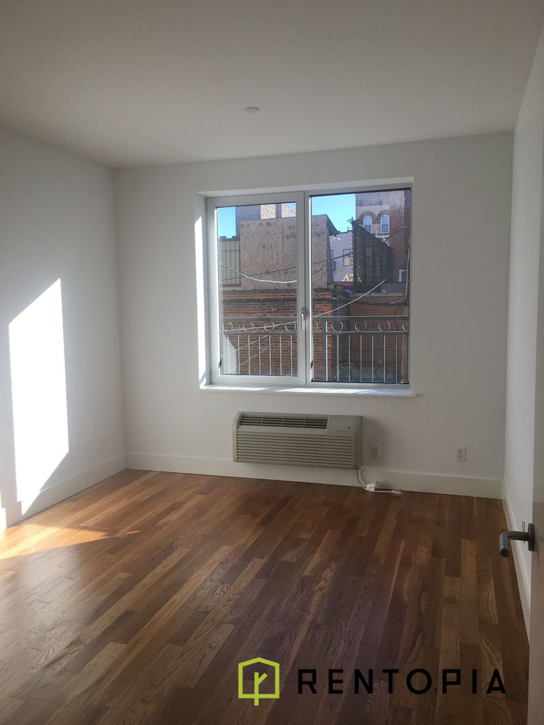 114 Seigel Street - Photo 3