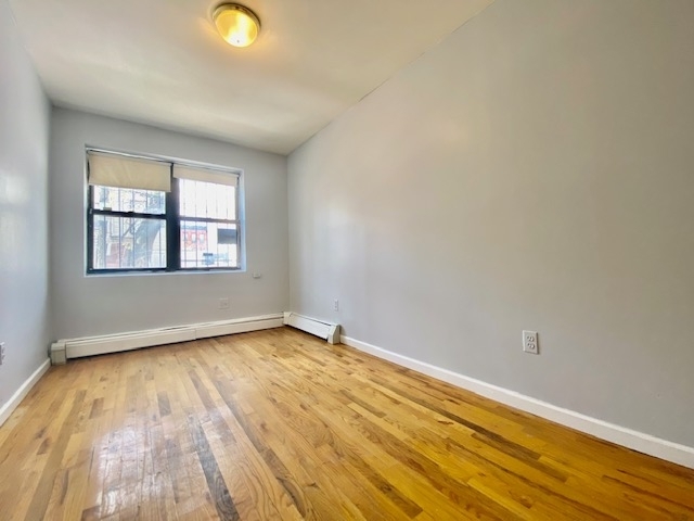 254 Saratoga Avenue - Photo 2