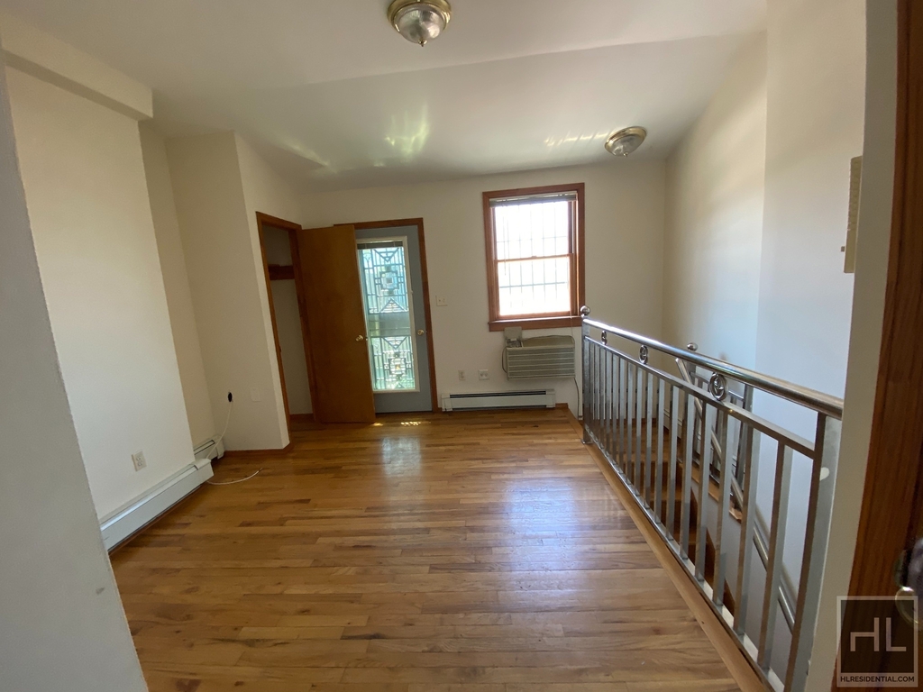 360 Prospect Avenue - Photo 4