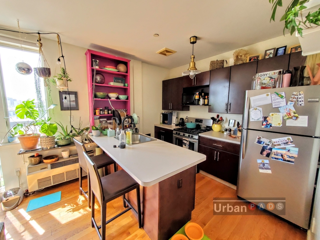 808 Myrtle Avenue - Photo 4