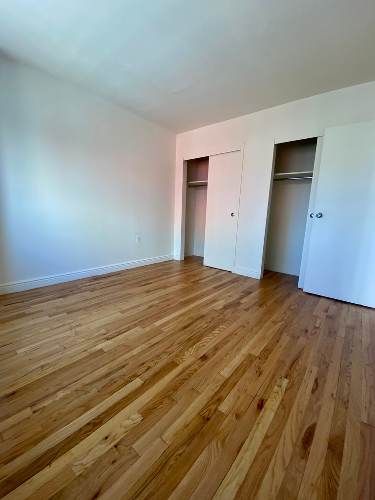 295 Park Avenue South - Photo 4