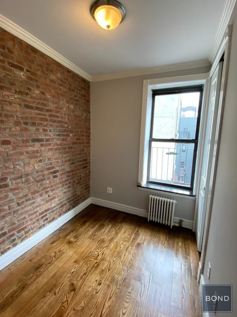 234 Mott Street - Photo 4