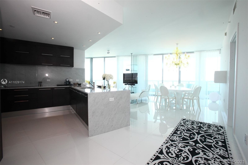 900 Biscayne Blvd - Photo 18