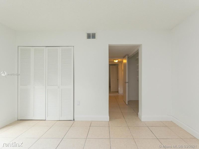 400 Valencia Ave # 3 - Photo 19