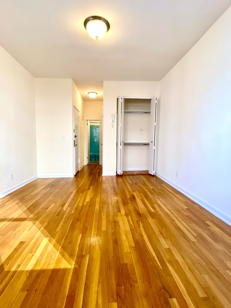 408 East 83rd Street - Photo 1