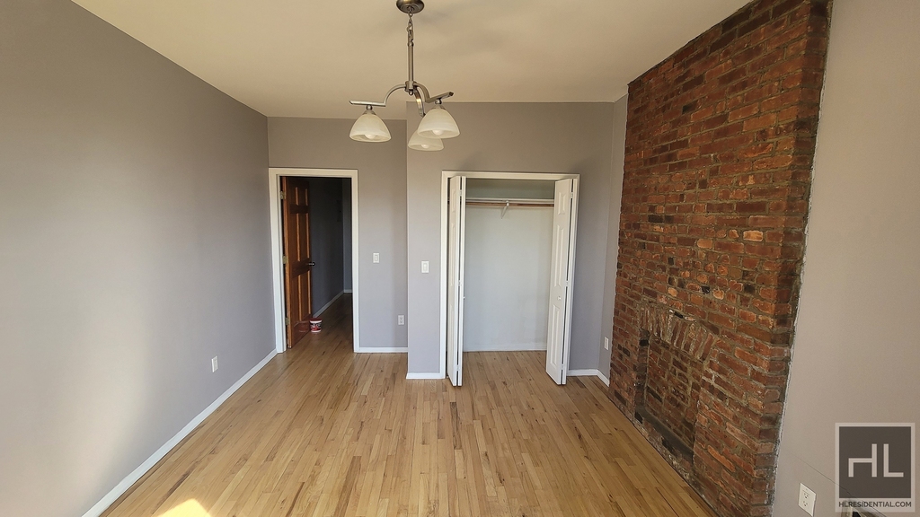 181 7th Avenue - Photo 5