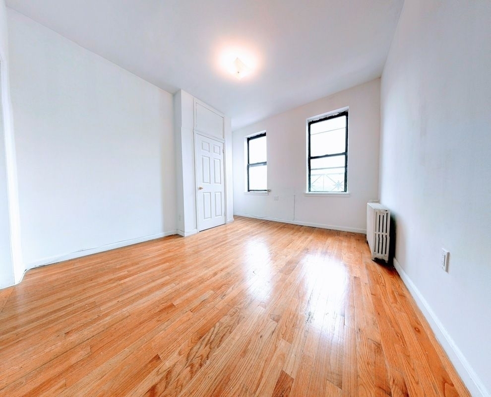 184 1st Avenue - Photo 1