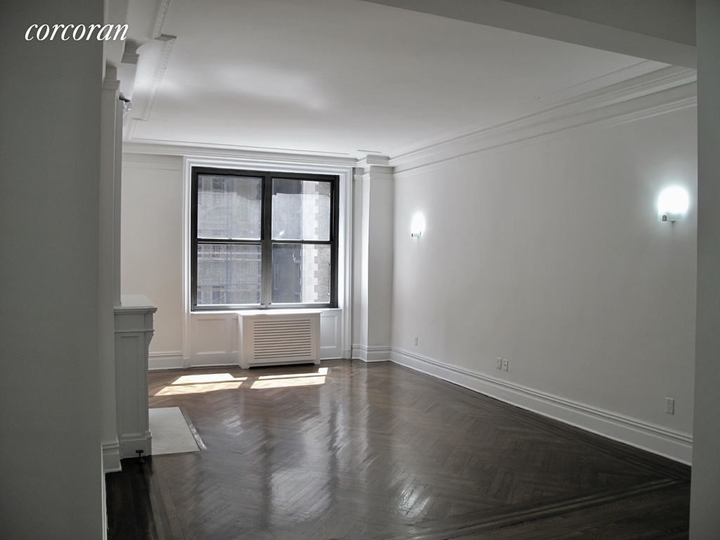 West 58th Street - Photo 1