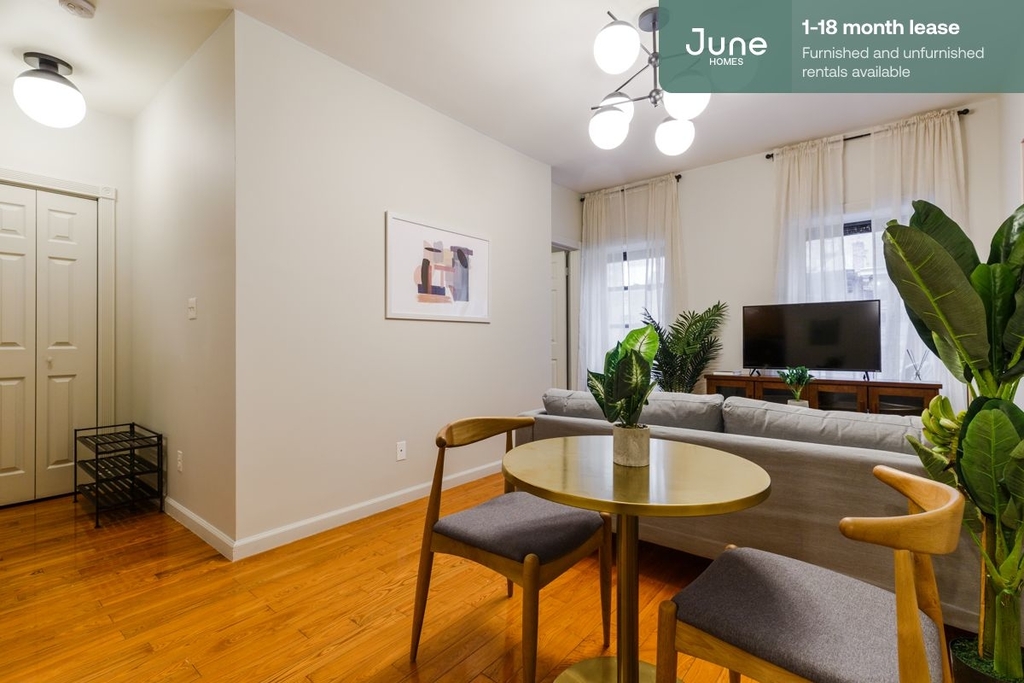 126 Lexington Avenue - Photo 3