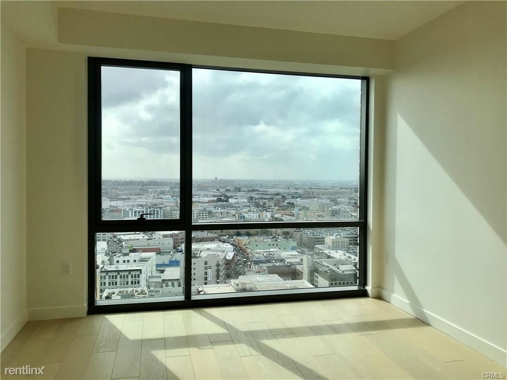 400 S Broadway Apt 2414 - Photo 1