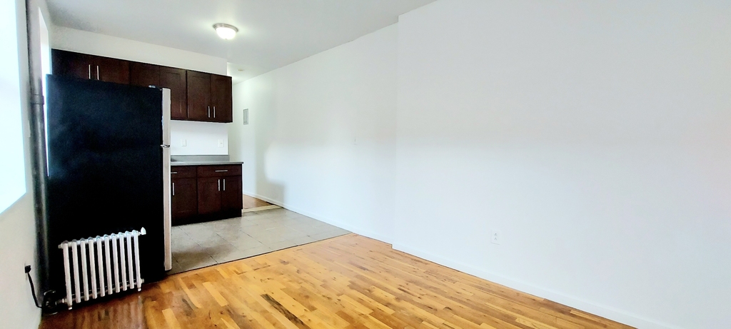 516 West 136th Street - Photo 7