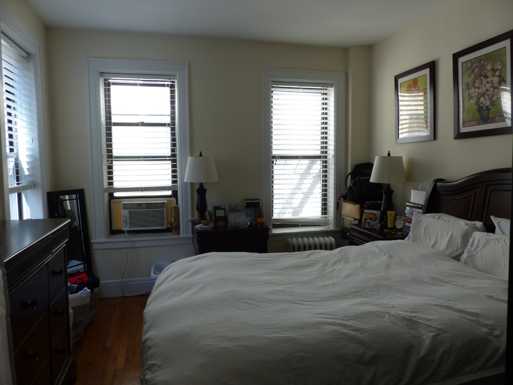 325 West 71st Street - Photo 4