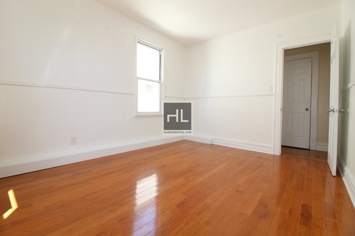 1434 84 Street - Photo 5