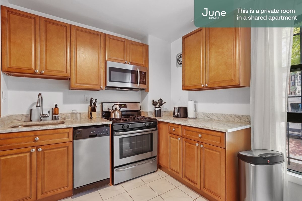 1318 11th Street North West - Photo 16