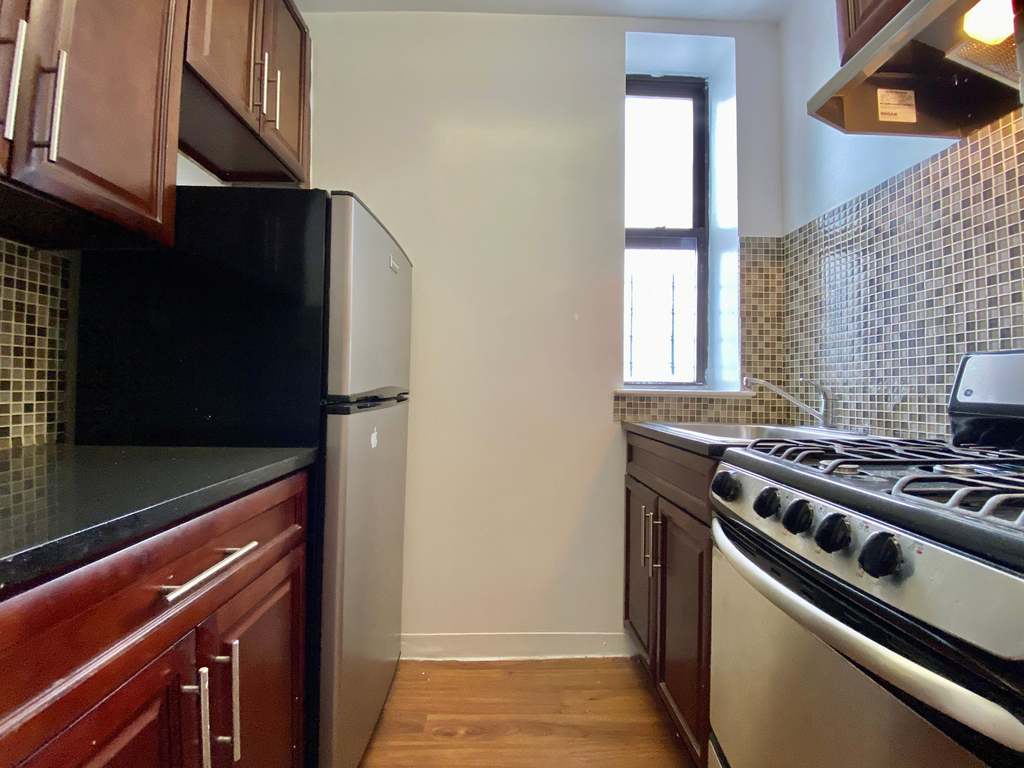 29 West 118th Street - Photo 4