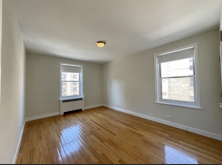 364 West 18th Street - Photo 1