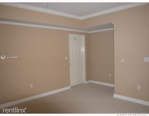 357 Almeria Ave # 804 - Photo 8