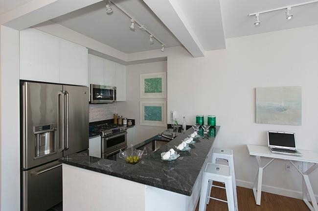 160 West 62nd Street - Photo 0