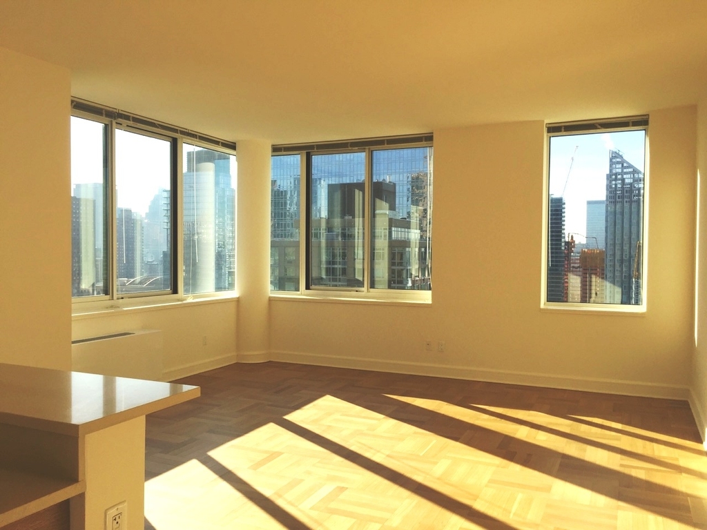 400 West 63rd Street - Photo 2