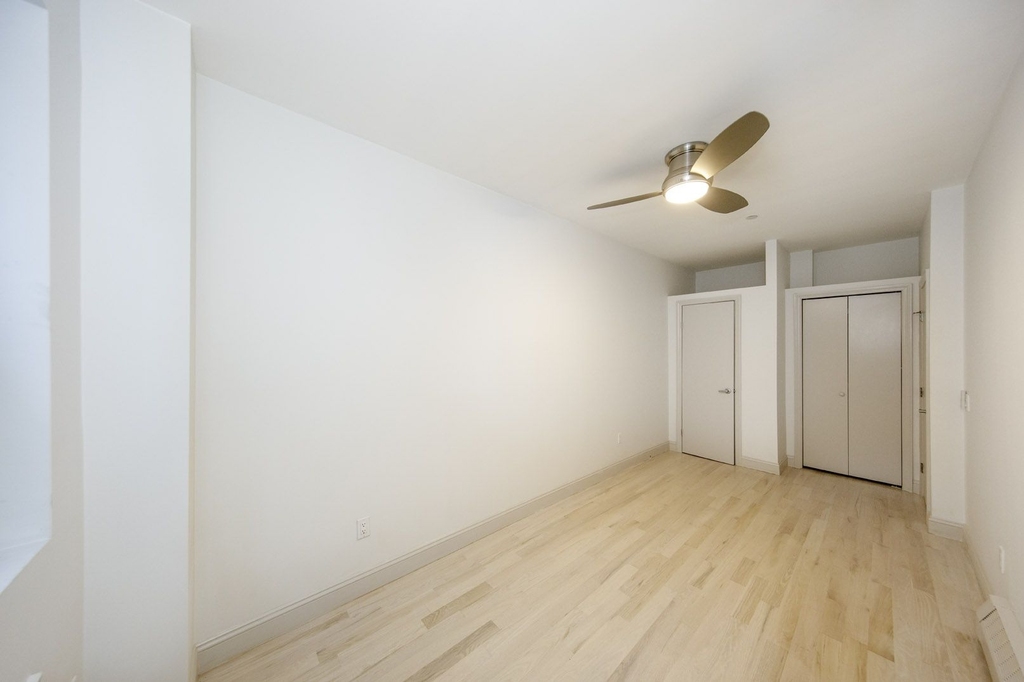 447 west 47 - Photo 7