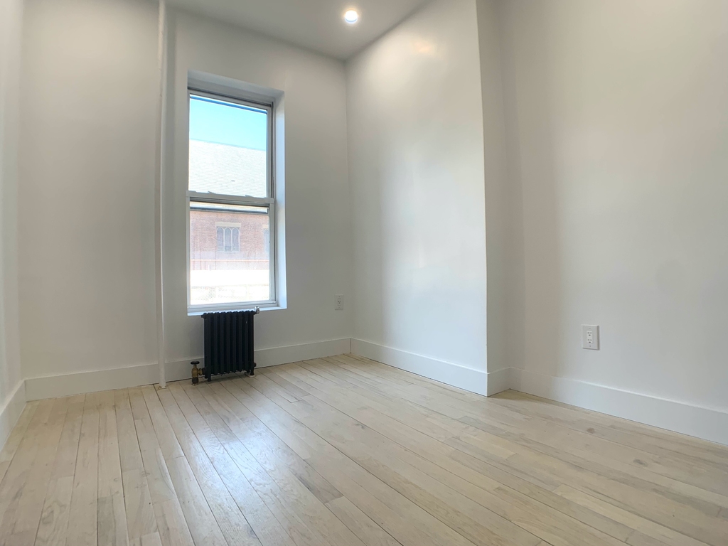 2268 Adam Clayton Powell Jr Boulevard - Photo 4