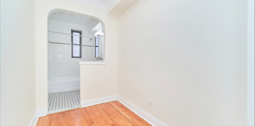 124 East 24th Street - Photo 8