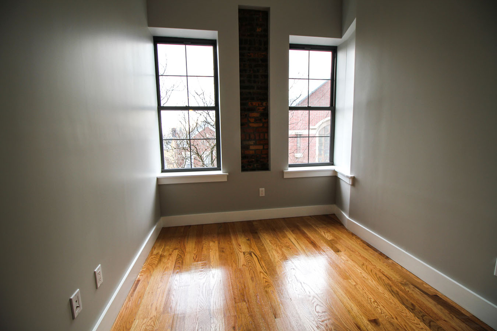 605 Woodward Ave. #2R - Photo 6