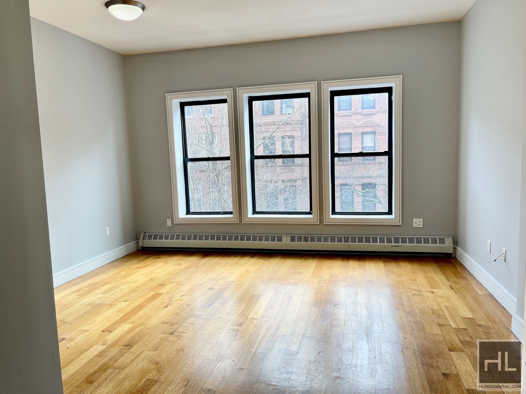 533 West 142 Street - Photo 2