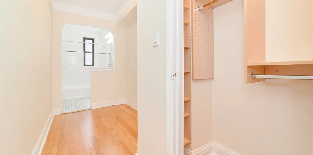 (Alcove studio 650 sqft) @ park Avenue & 24th Street No FEE  - Photo 10