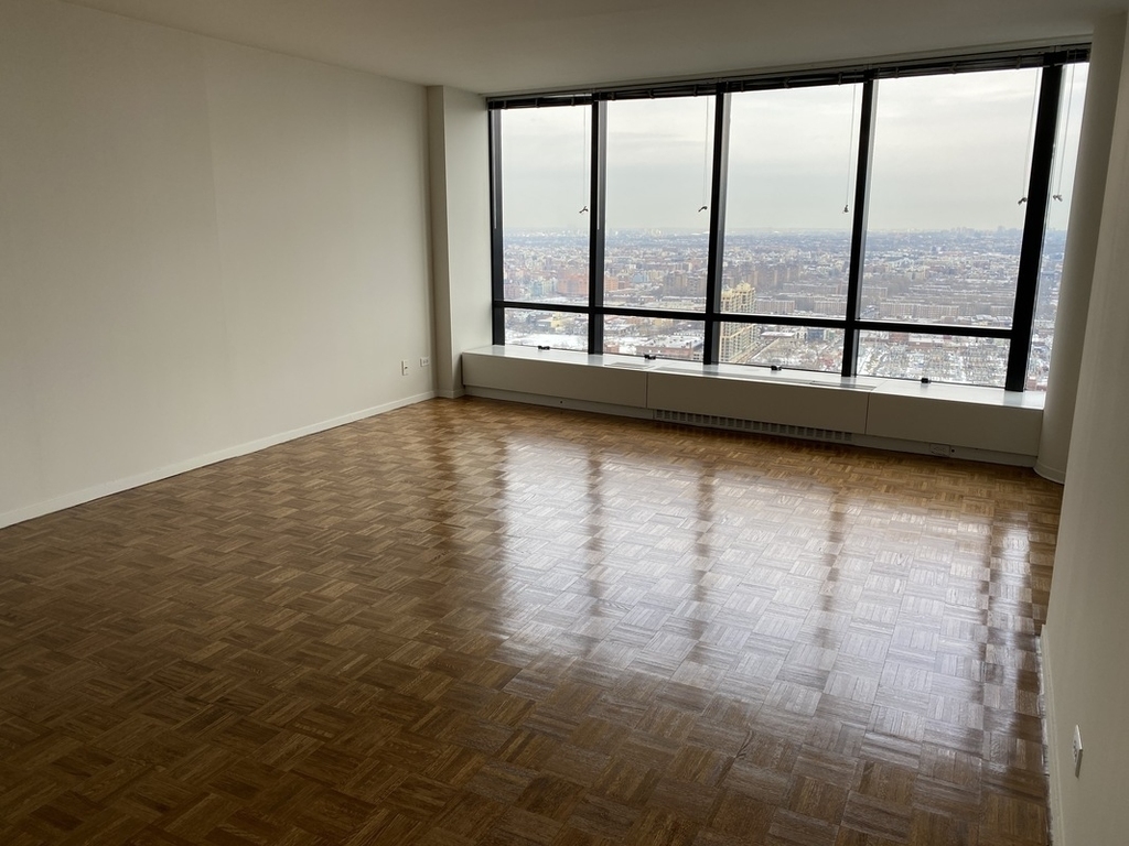 East 72nd Street - RENTED - Photo 2