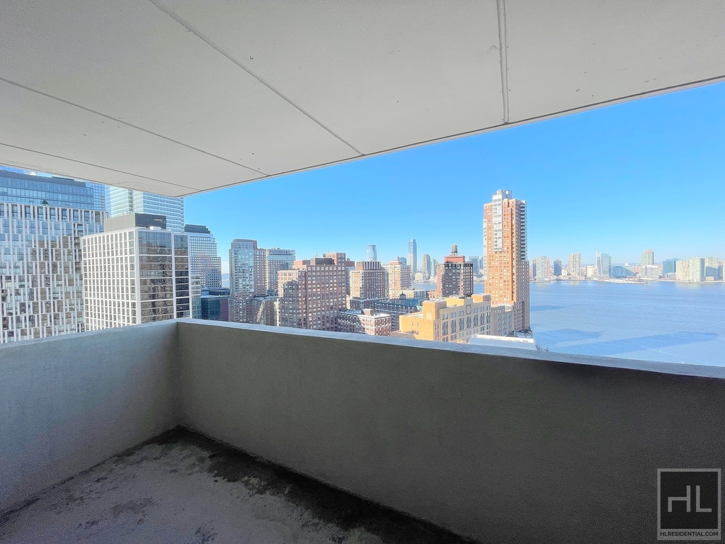 310 Greenwich Street - Photo 1