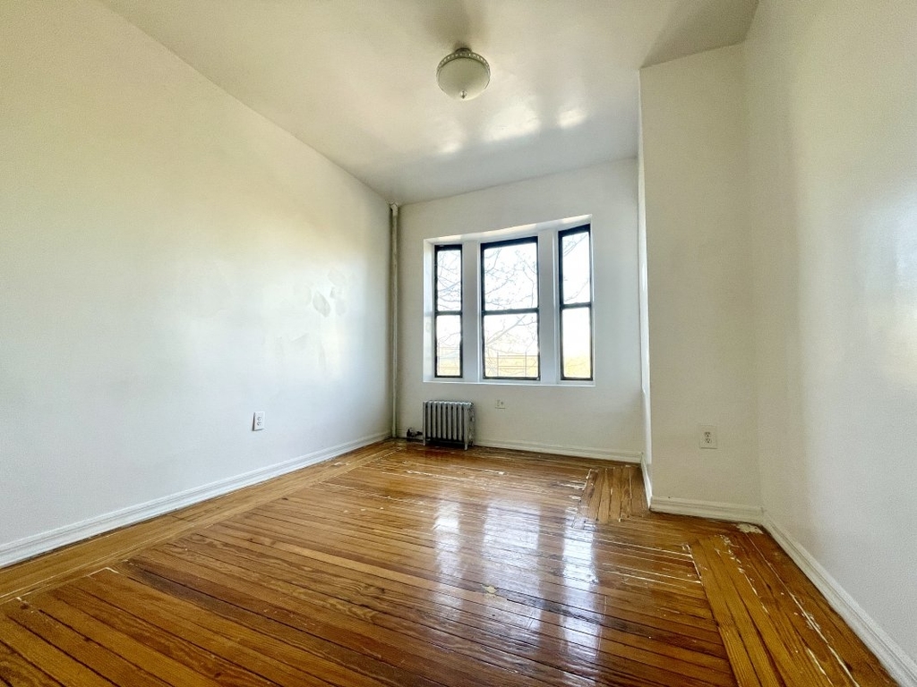 772 St Nicholas Avenue - Photo 4