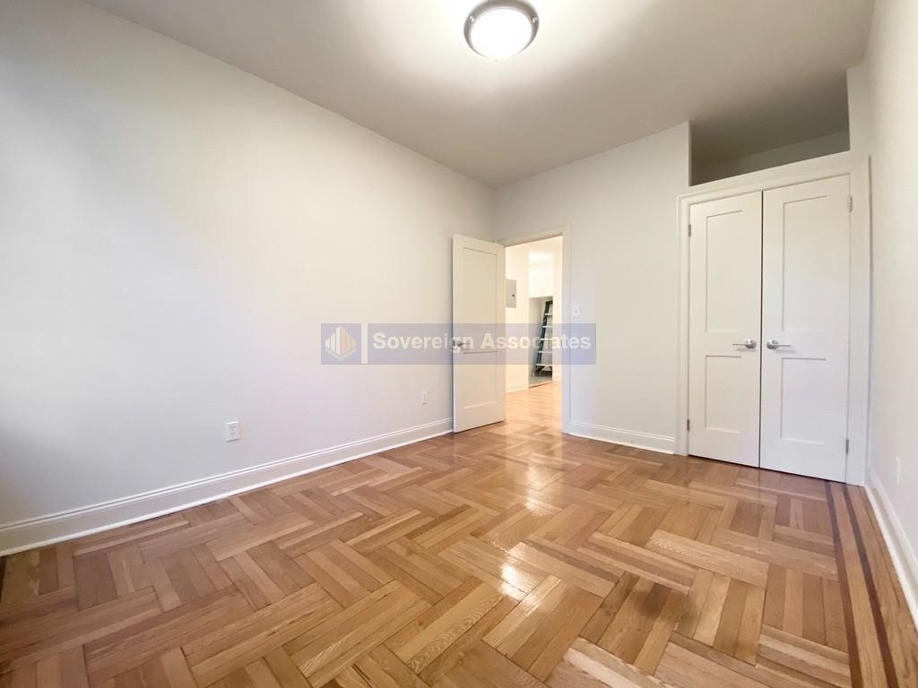 282 Cabrini Boulevard - Photo 8