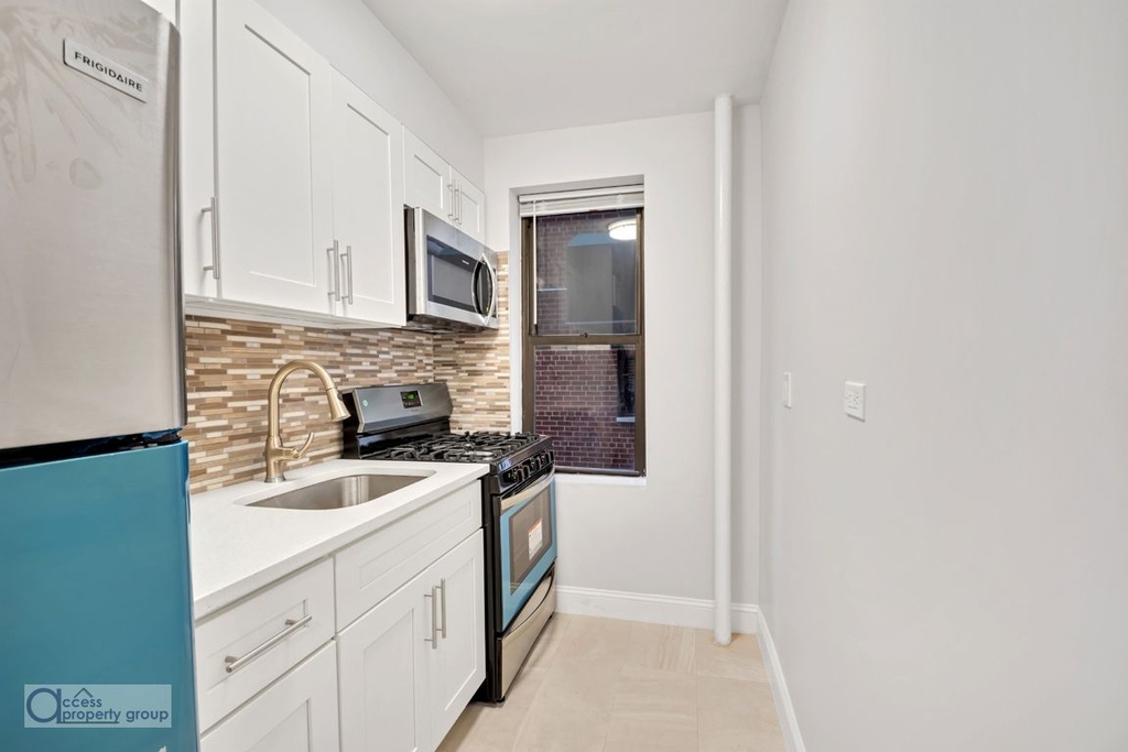 98 Park Terrace East - Photo 7