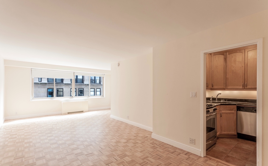 55 West 14th Street - Photo 1