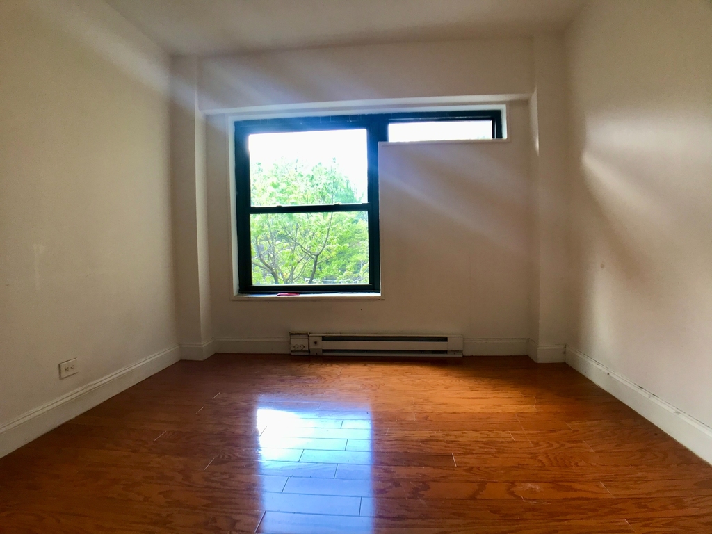 301 West 130th Street apt 3F - Photo 6