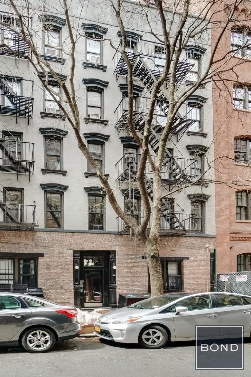 309 Mott Street - Photo 6